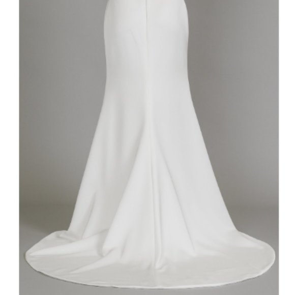 Lis Simon Wedding Gown - Picture 5 of 8